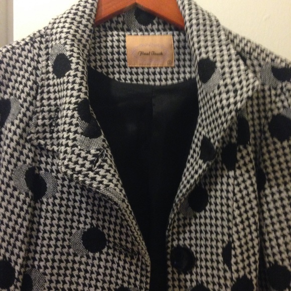 Coat light weight lined size small - Picture 3 of 8